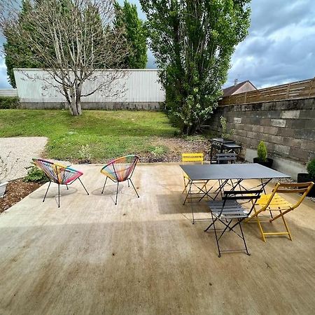 Logement De Plain-Pied Avec Jardin, Terrasse Gurgy Bagian luar foto