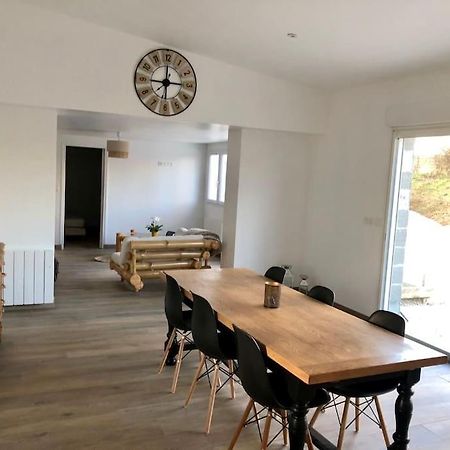 Logement De Plain-Pied Avec Jardin, Terrasse Gurgy Bagian luar foto